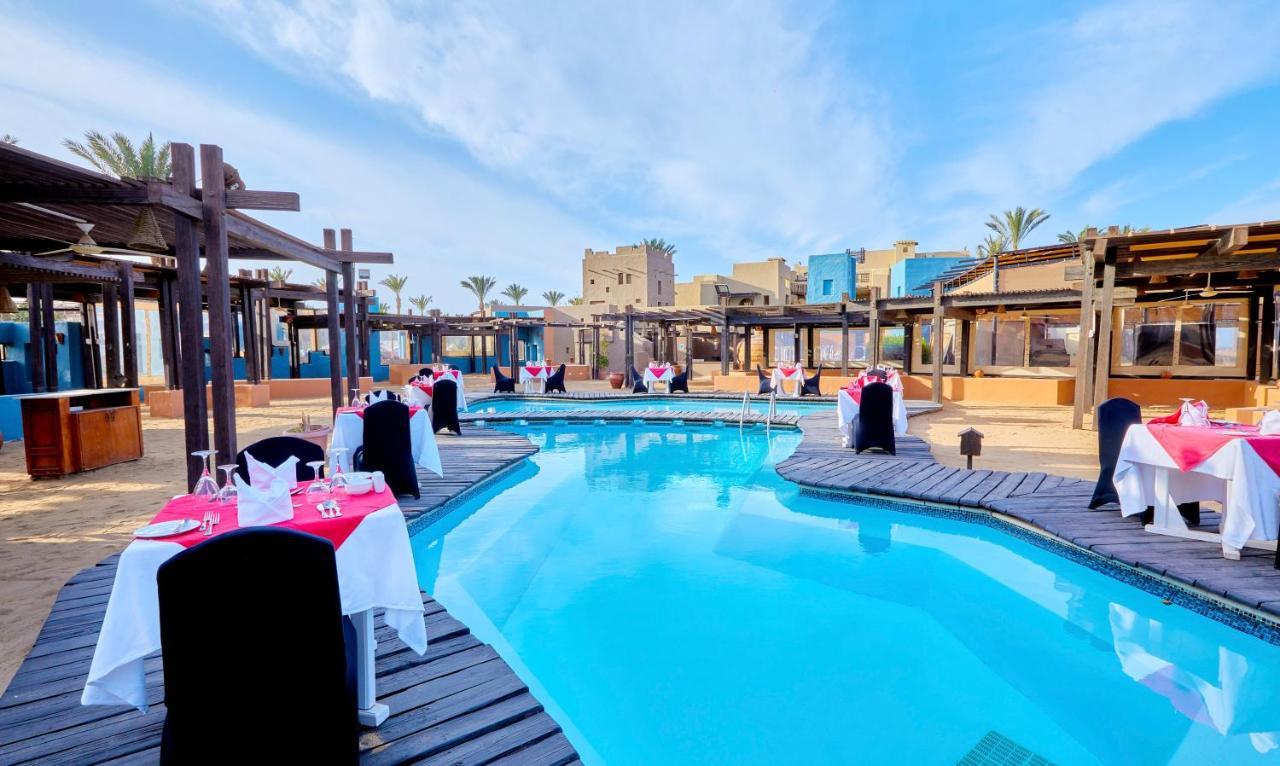 Pickalbatros Sands Port Ghalib Hotel Exterior foto