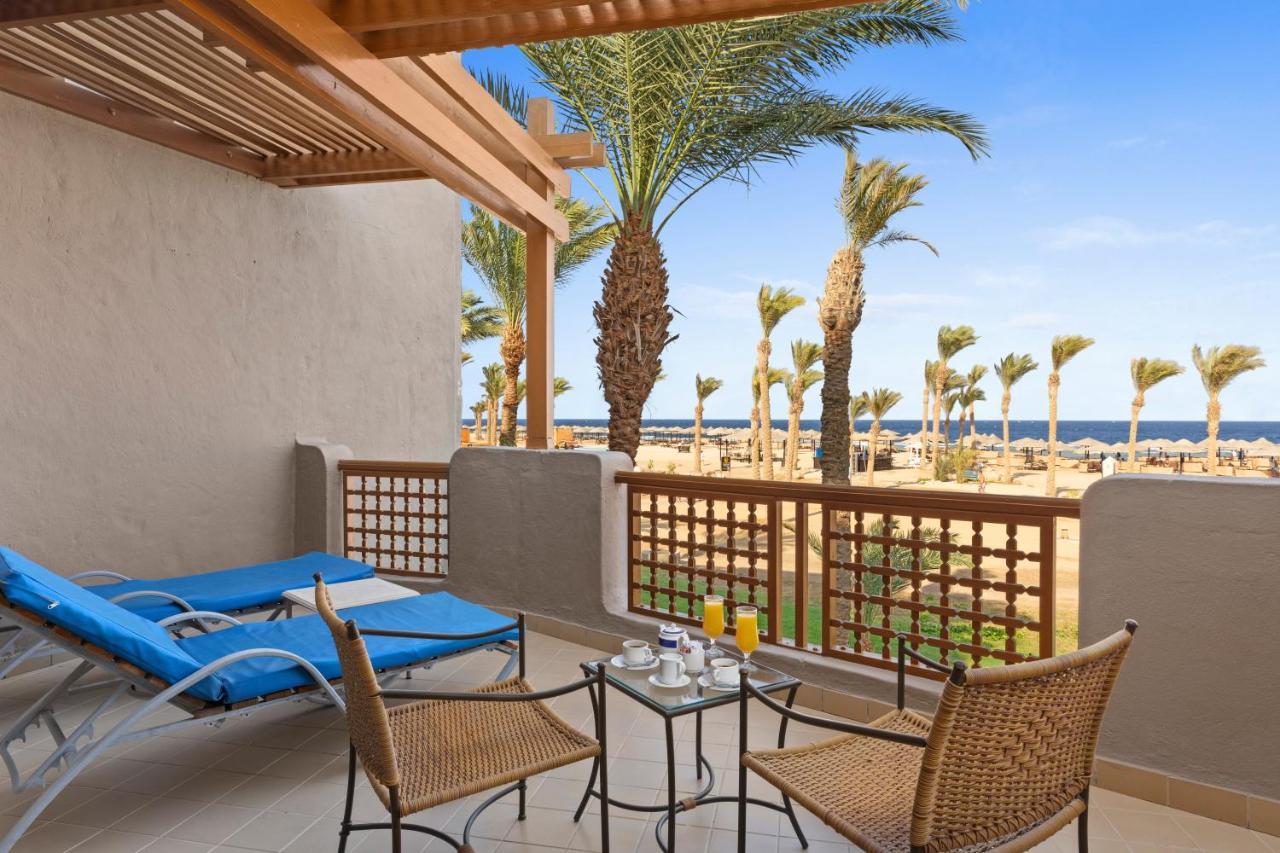 Pickalbatros Sands Port Ghalib Hotel Exterior foto